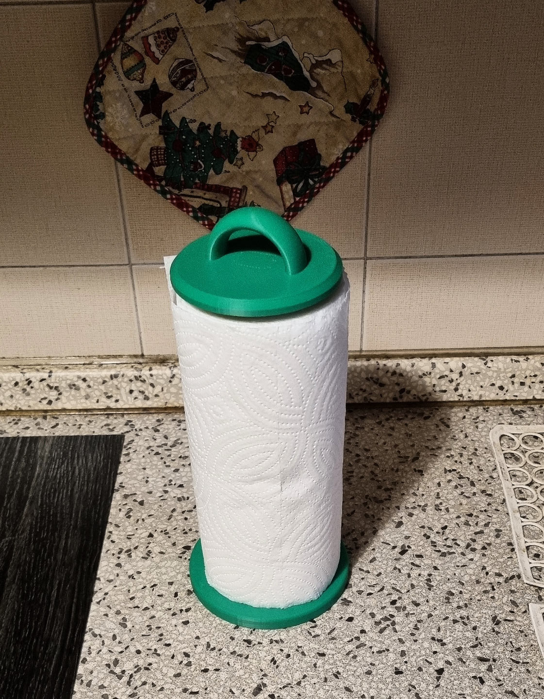Paper towel holder