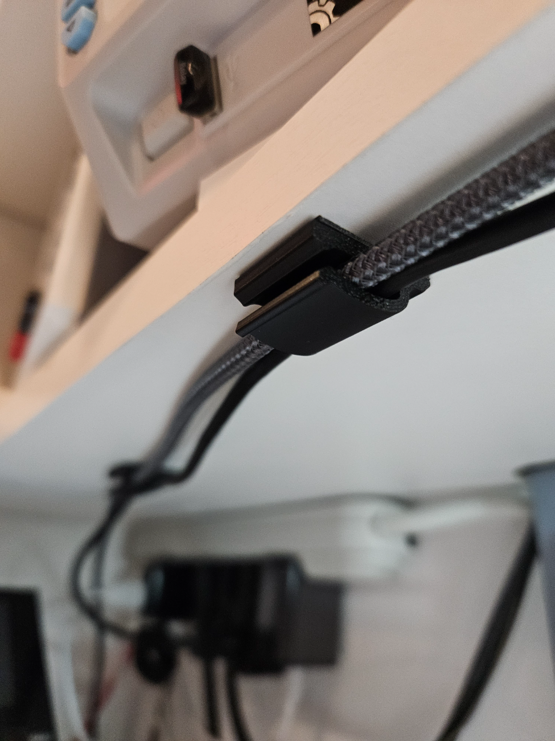 Stick-On Wire Clamp/Clip