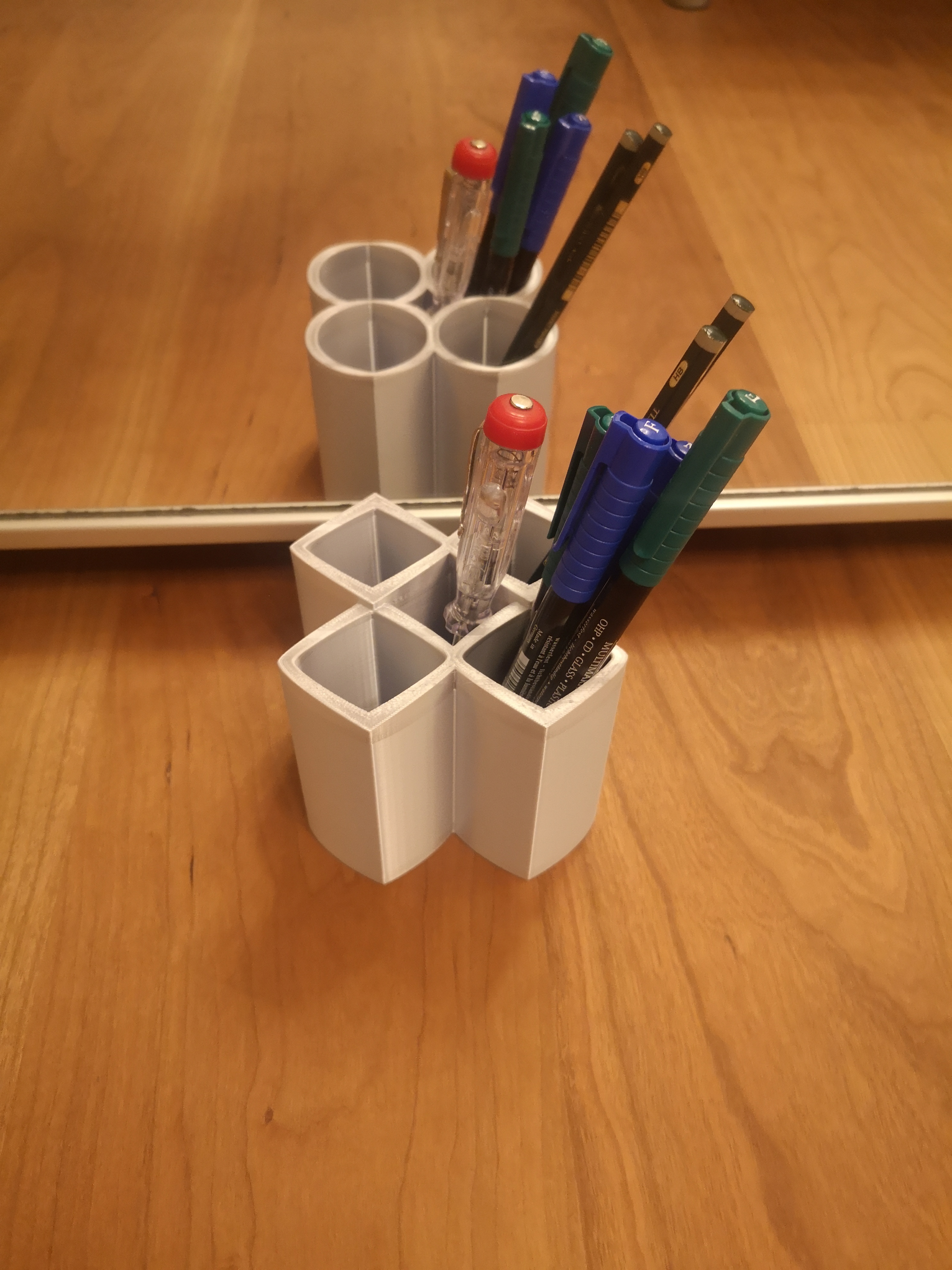 Ambiguous Cylinder Pen Holder - Circle and Square