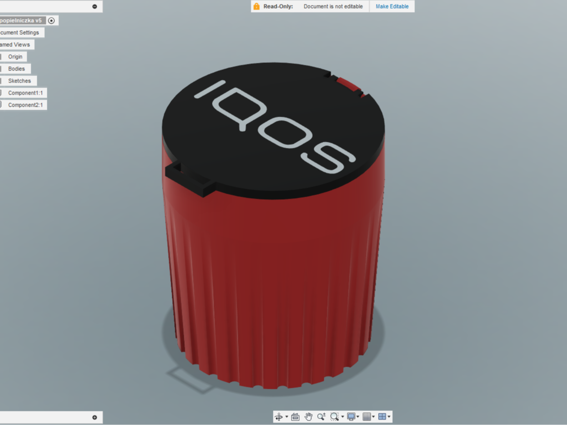 Opening IQOS ashtray for the car