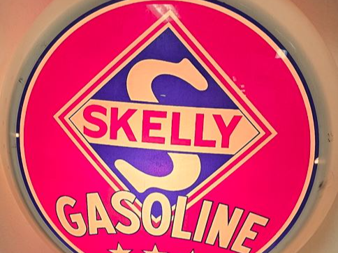 Skelly gasoline lightbox