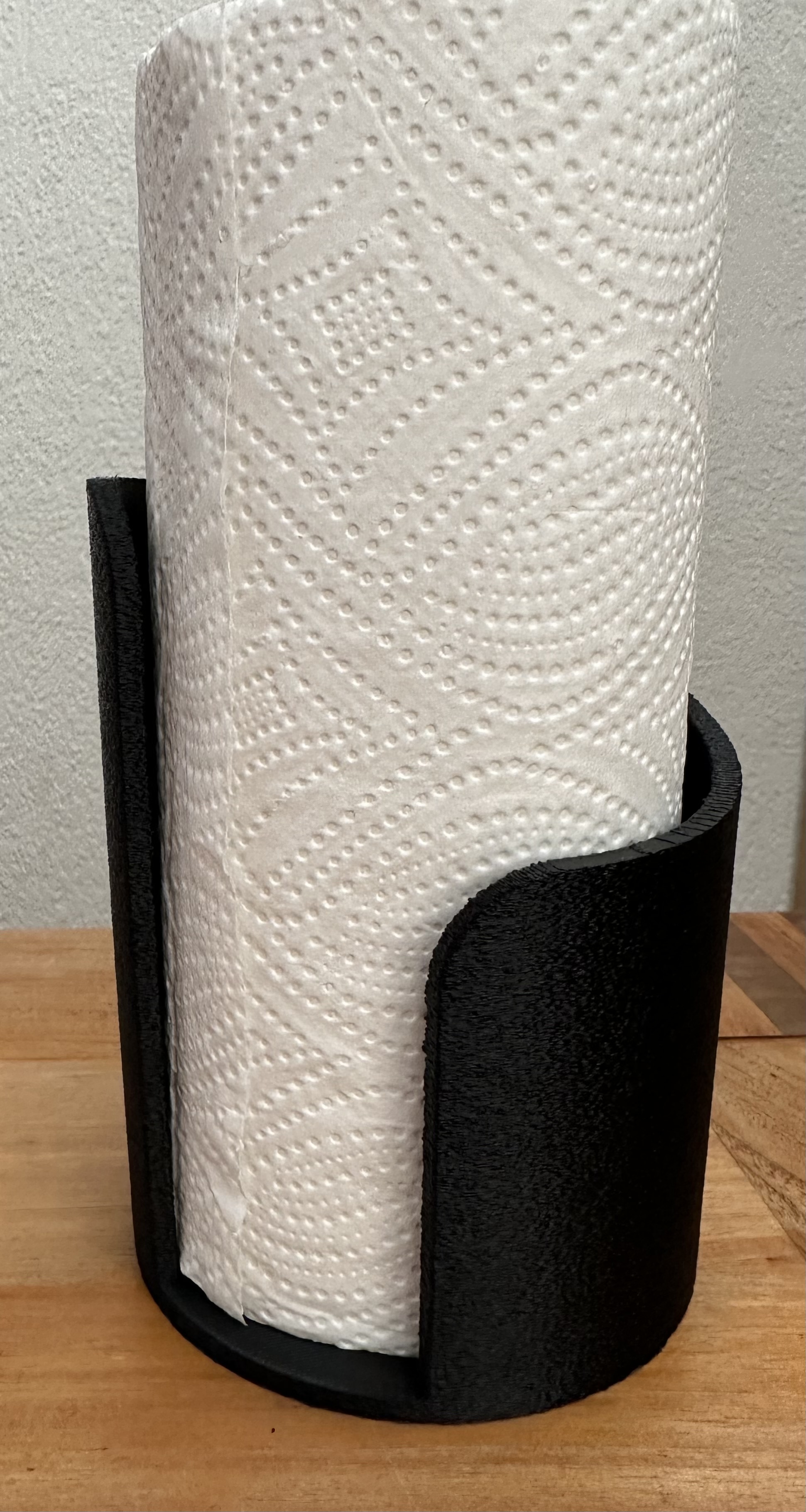Paper towel holder/dispenser