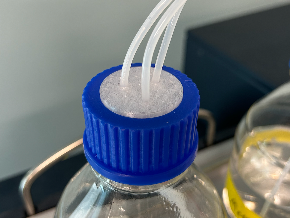 LCMS 3-line solvent cap