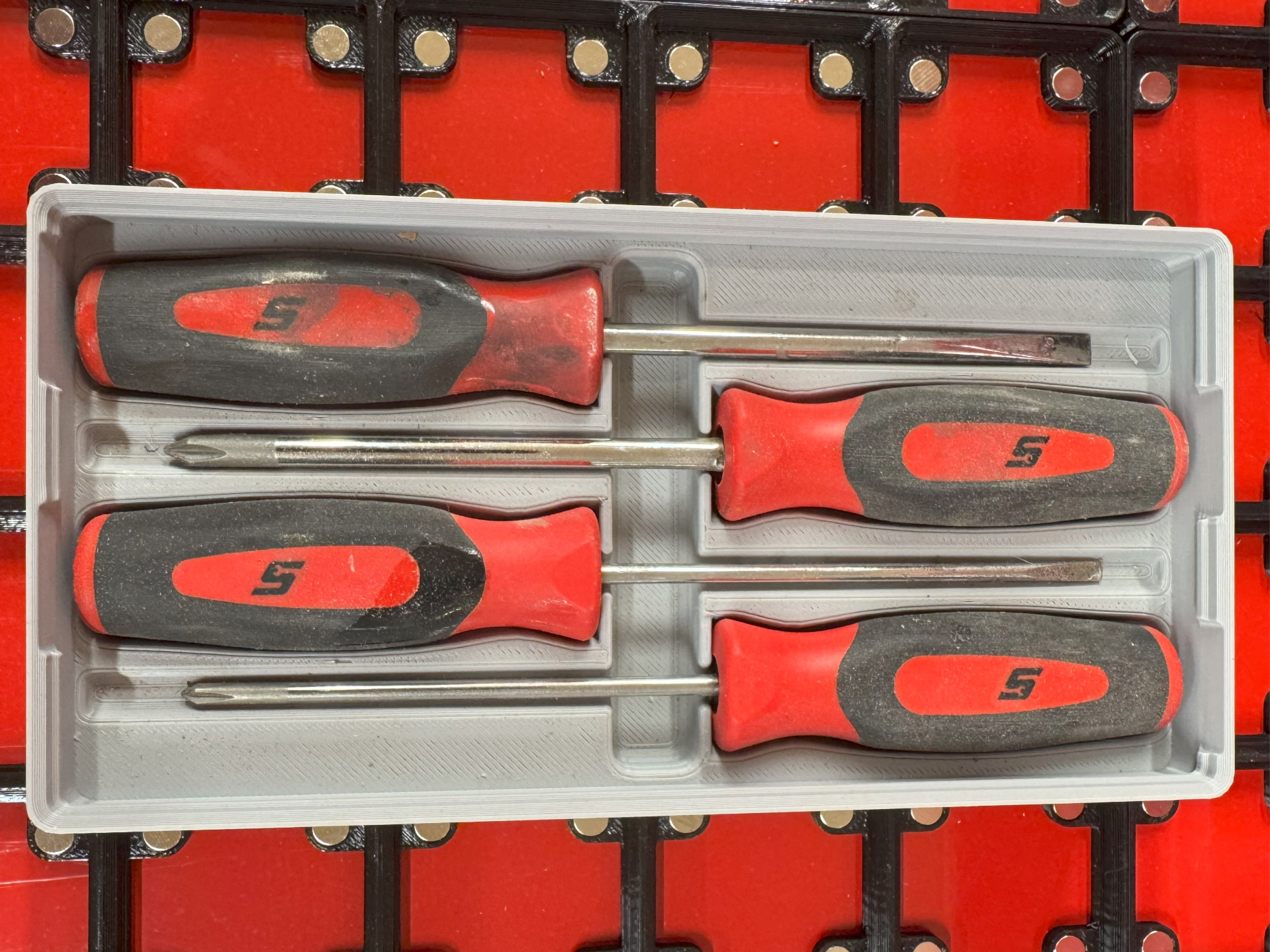 Gridfinity Snap-on Mini Screwdriver Tray