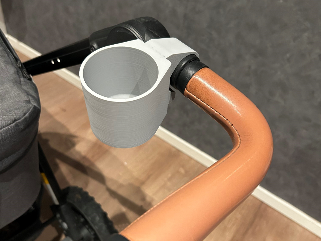 Cuper holder for Emmaljunga NXT 90 stroller