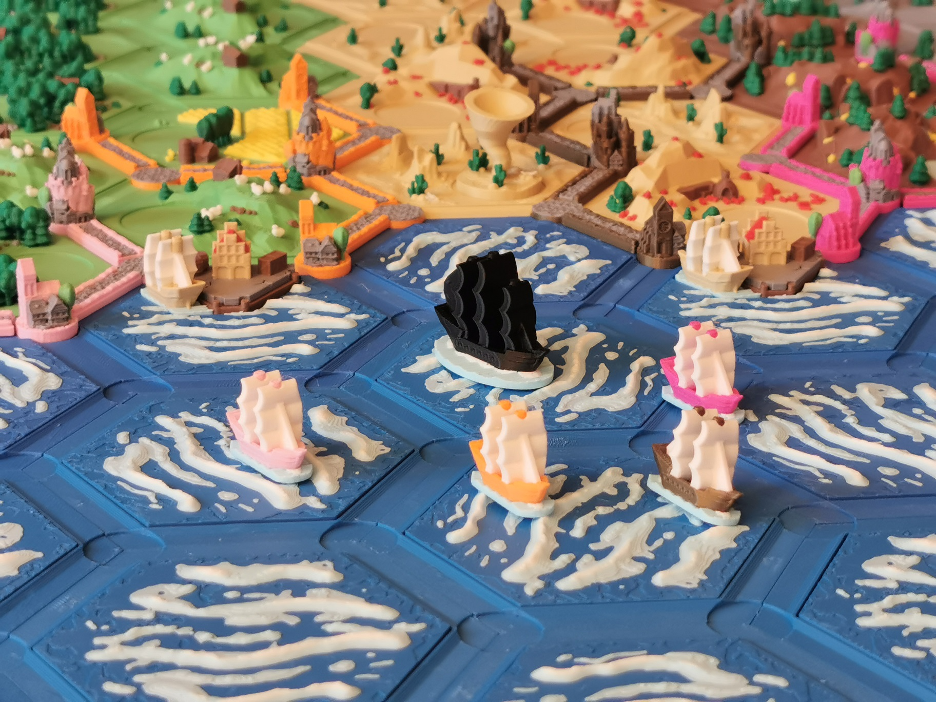 Catan Basegame and Seafarers, up to 6 players