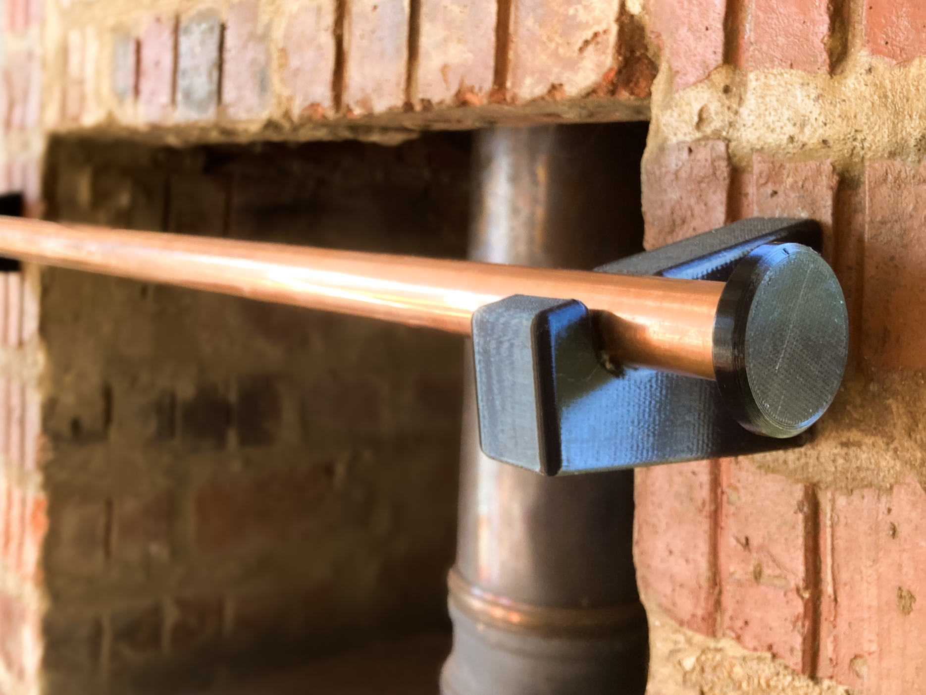 22mm copper pipe rail hanger