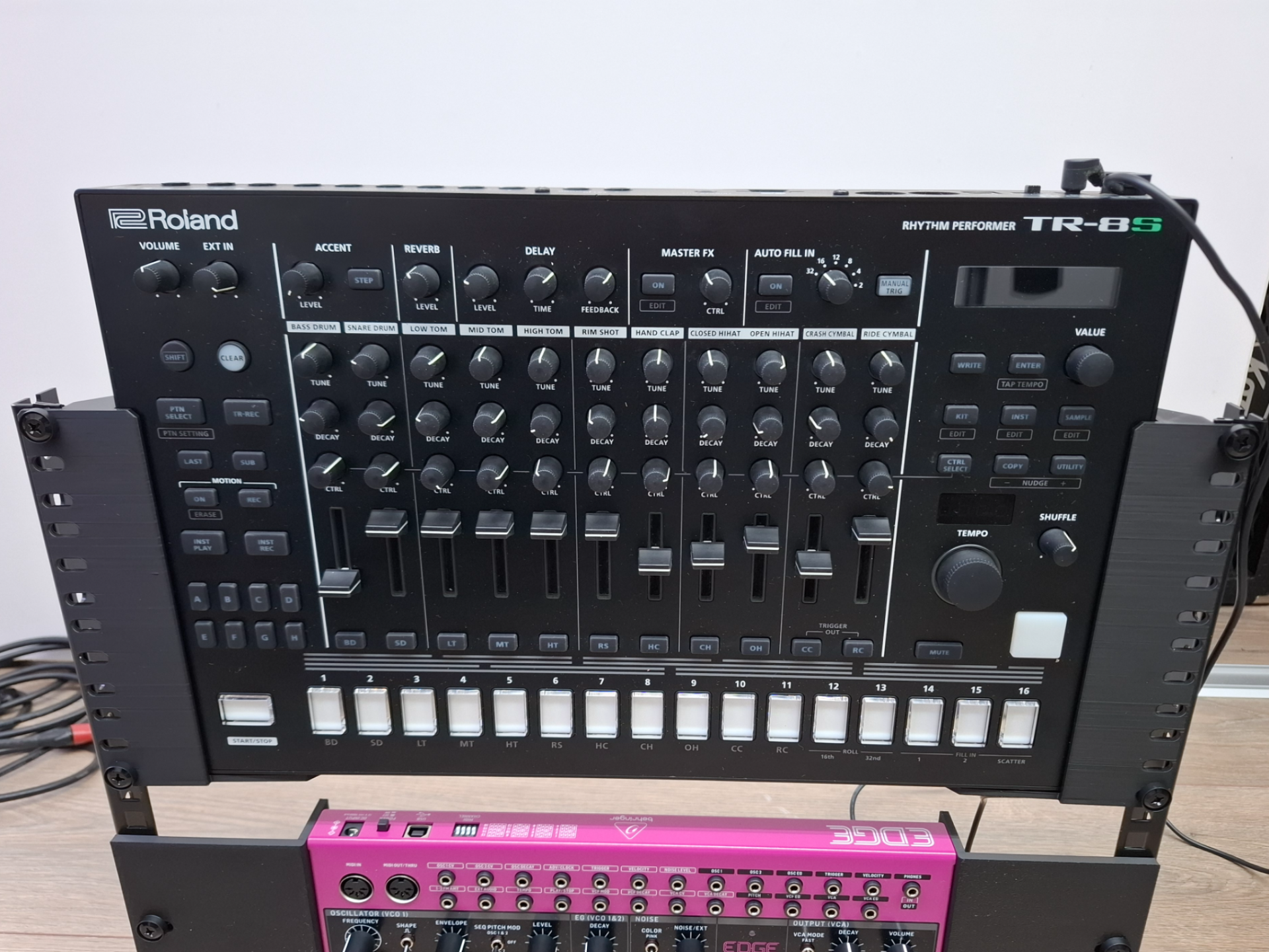 Roland TR-8S 19" Rack Adapter
