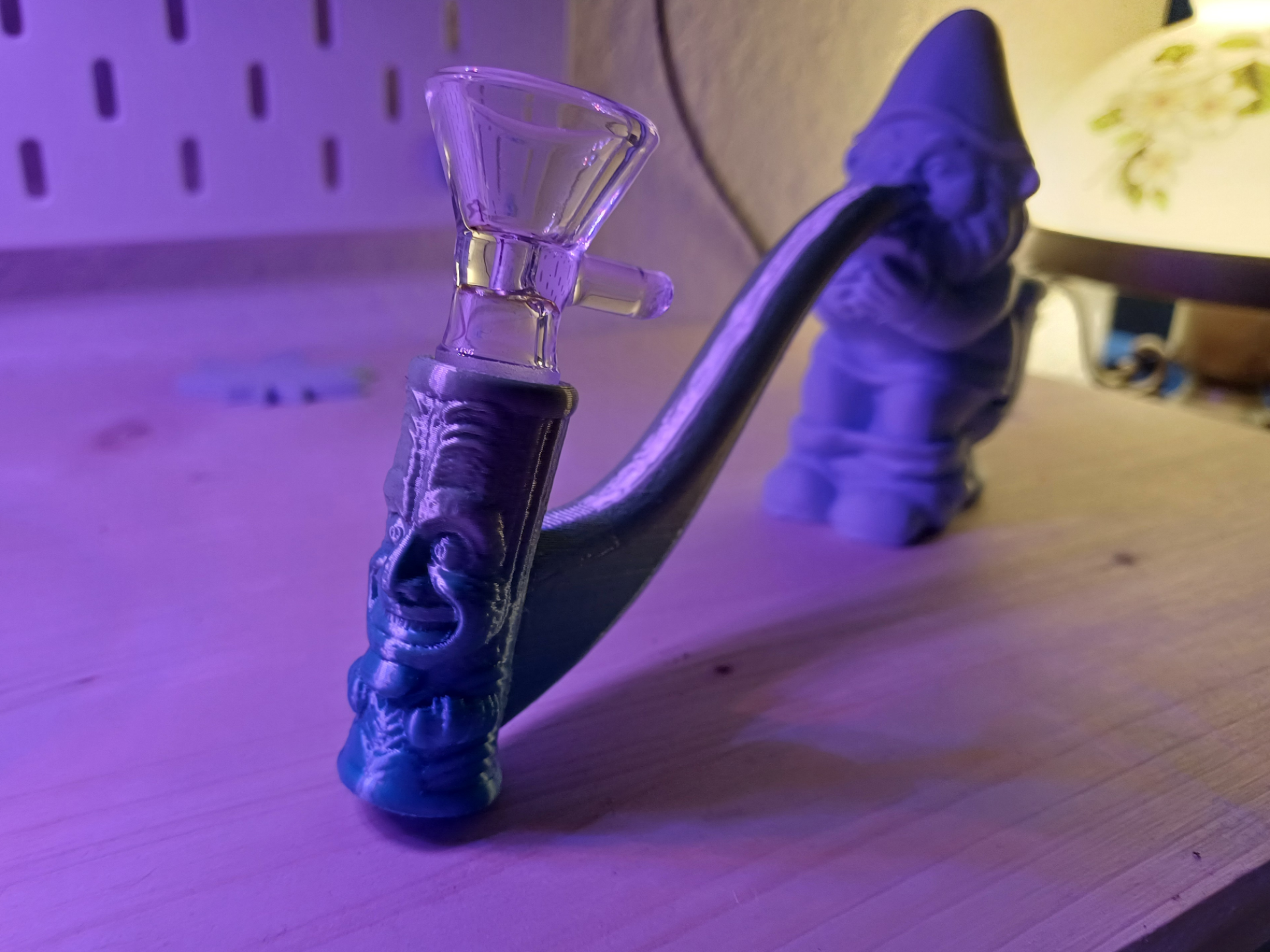 Glass Head Pipe - "Tiki"