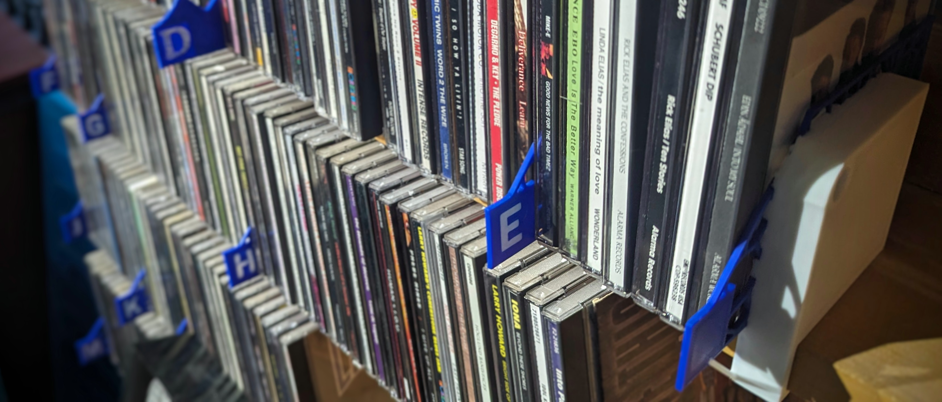 Alphabetic dividers for CDs, books, etc.