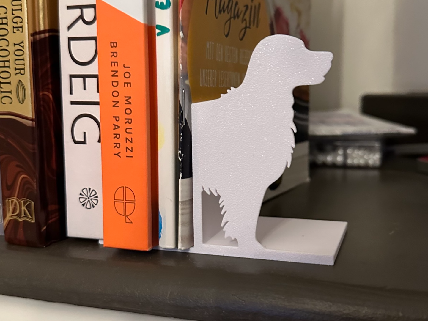 Golden retriever front book end