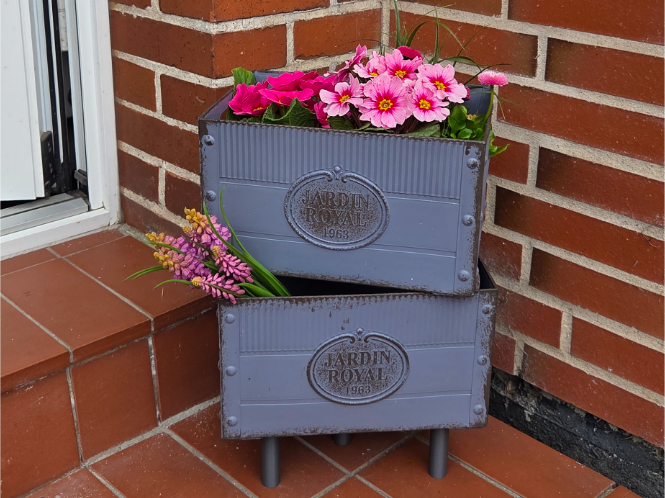 Blumenkasten Ständer
