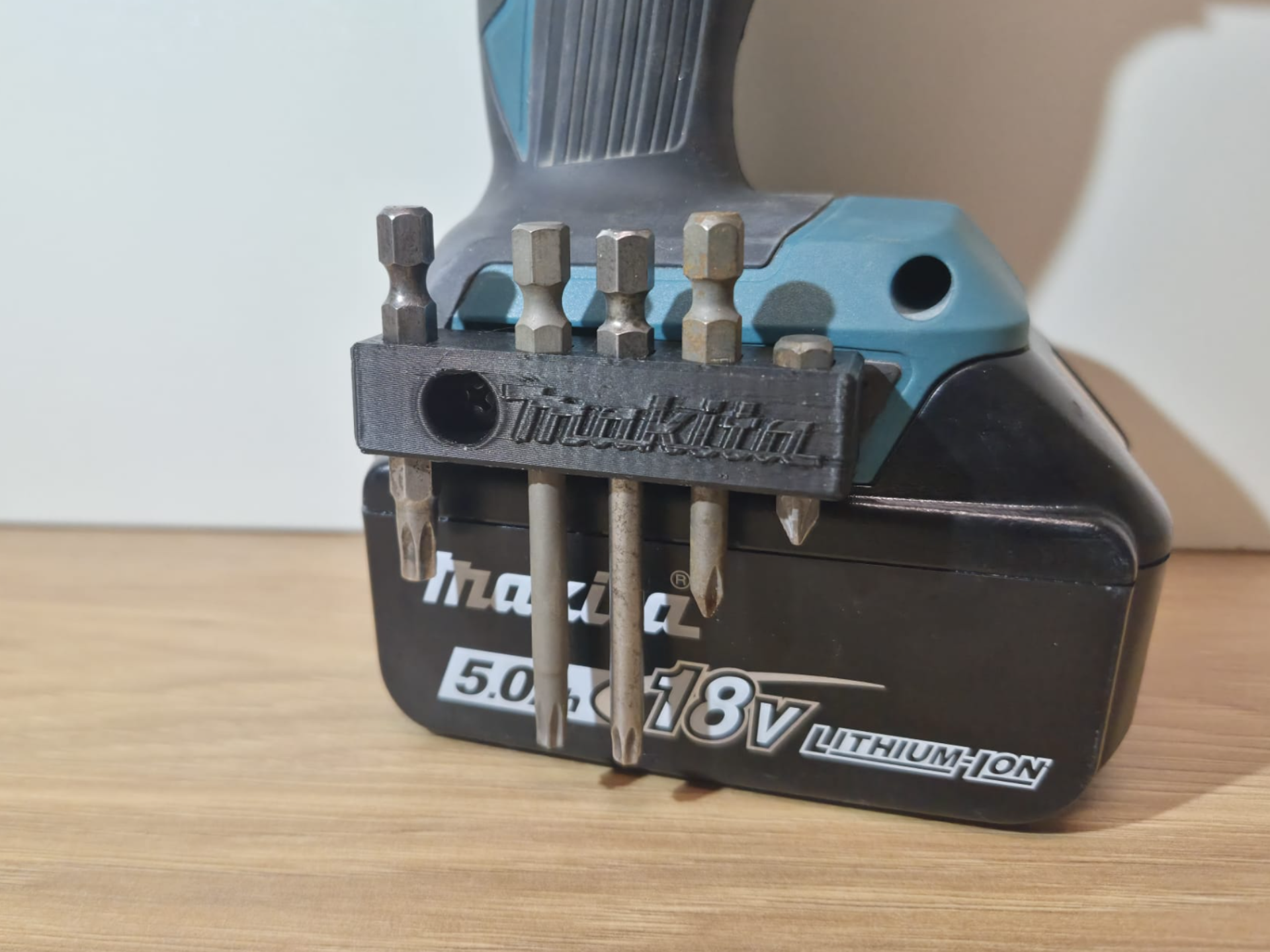 Makita long bit holder