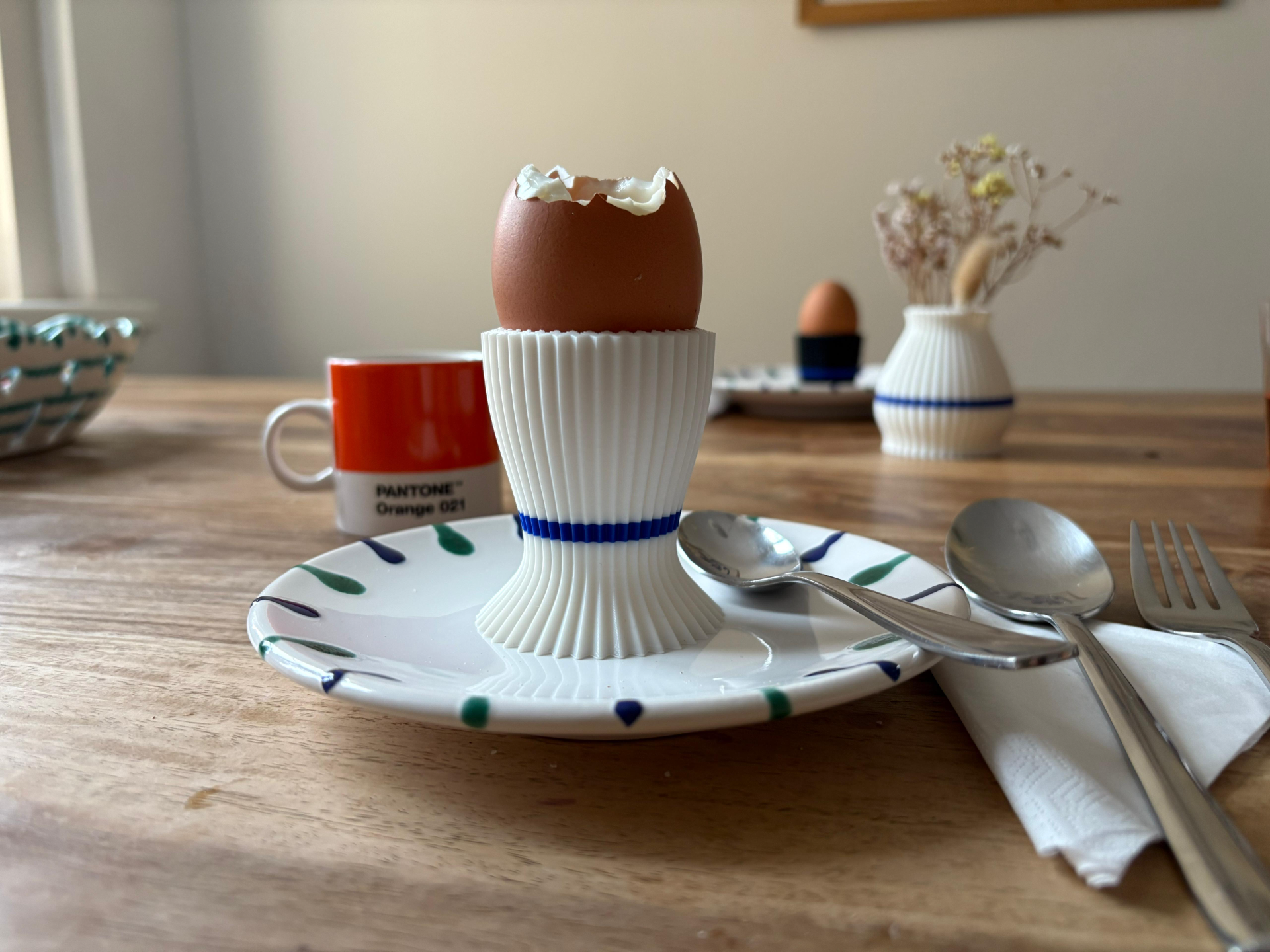 Modern Organic Eggcup