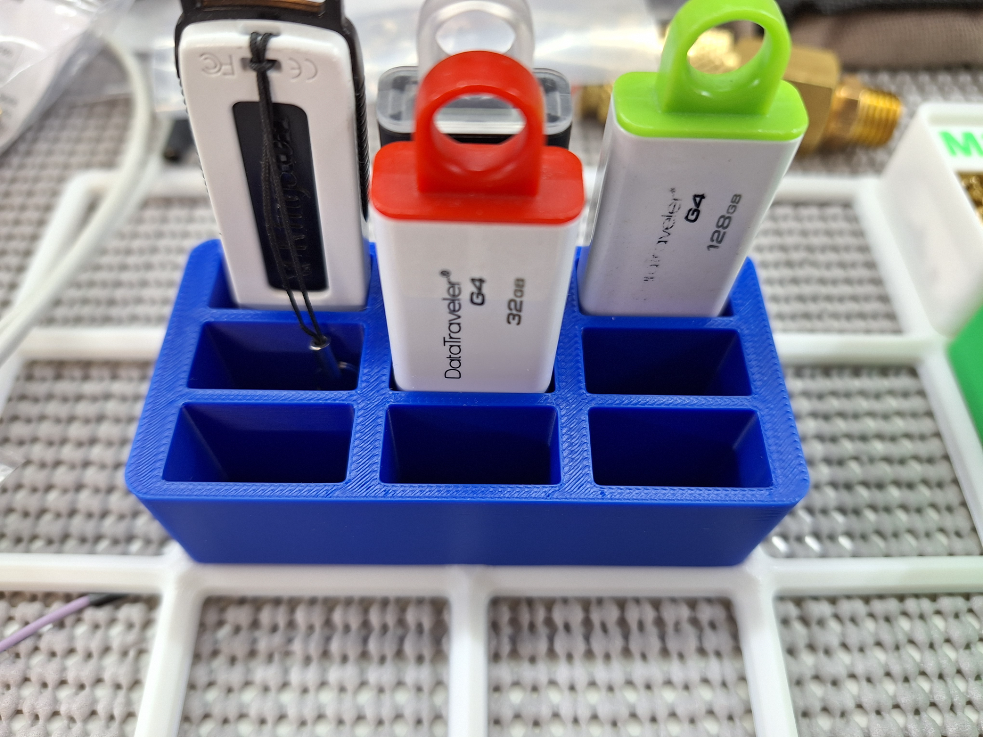 Gridfinity 1x2 Flash Drive Holder