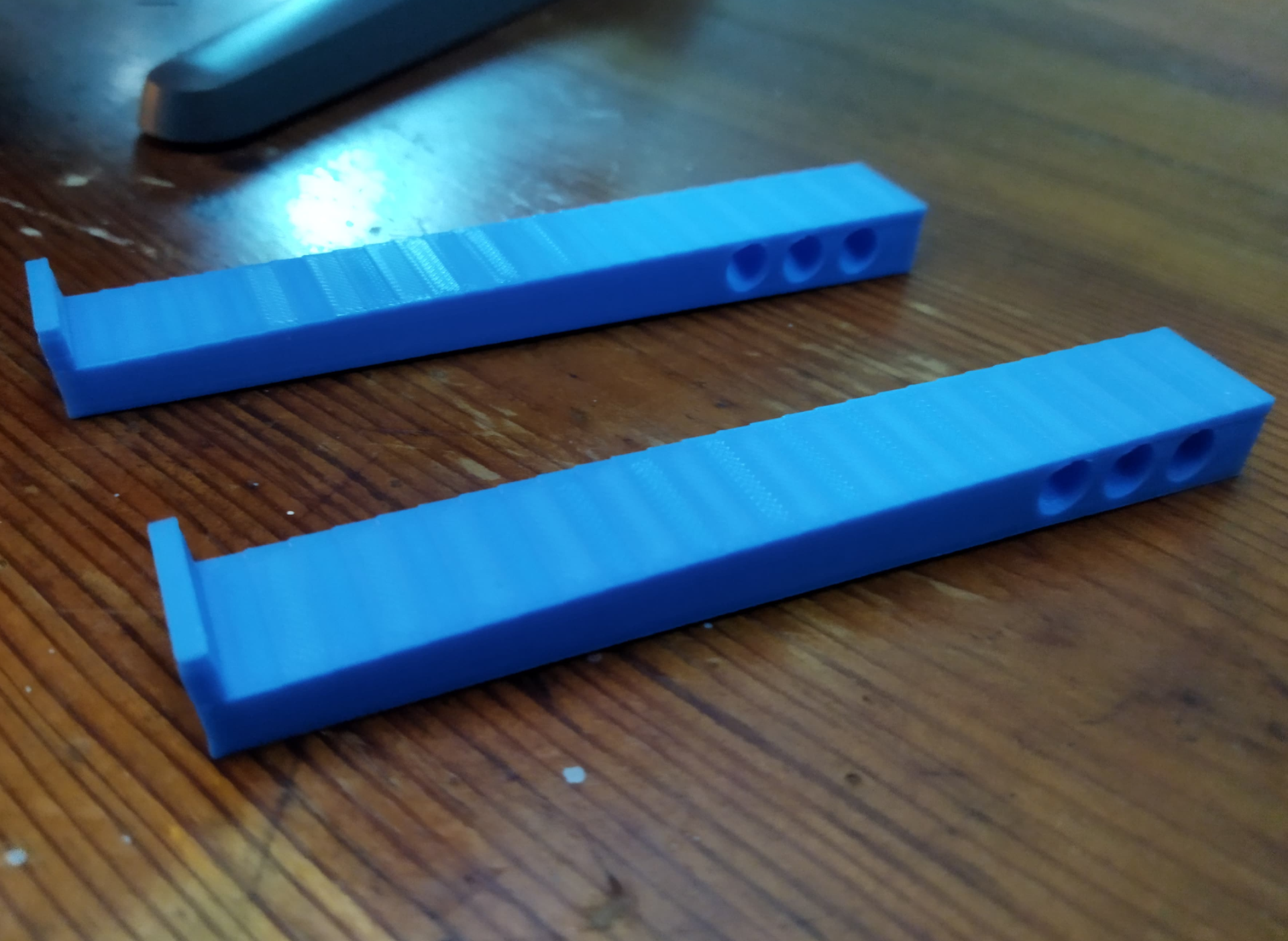 Low-Angle Keyboard Riser