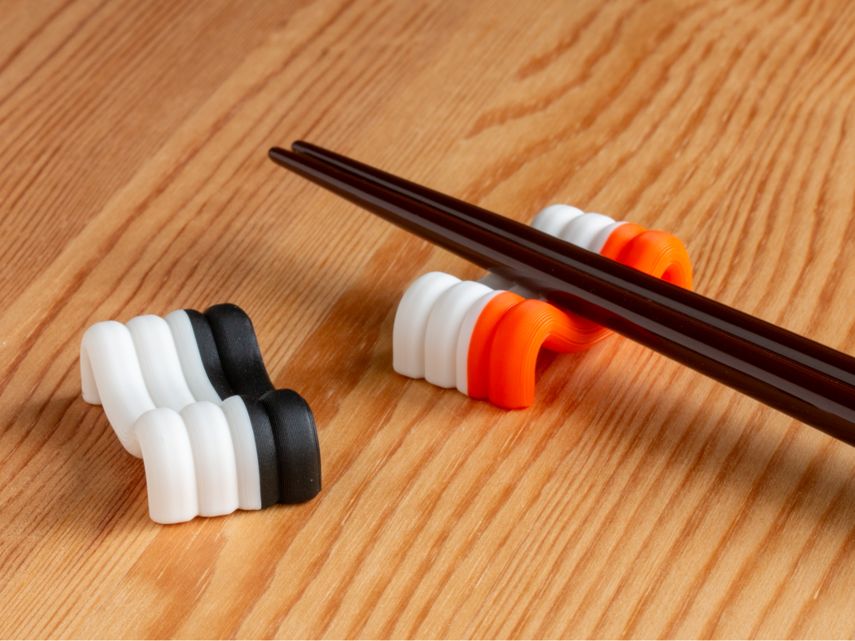 Bicolor Wave Chopstick Rest - Golden Ratio Design
