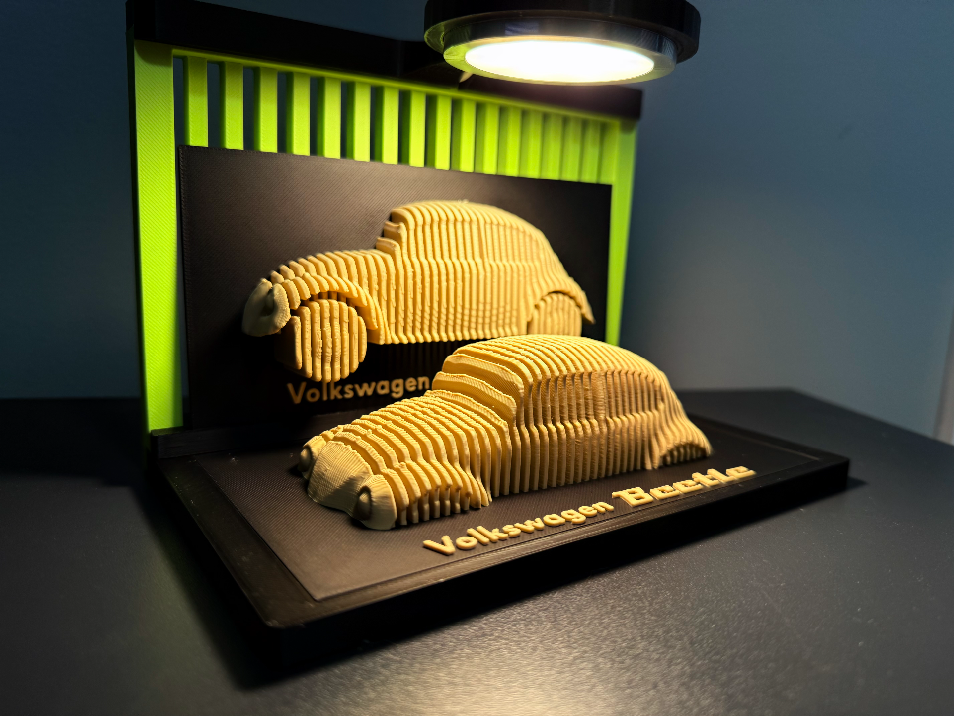 Volkswagen Beetle - Layered Car model!