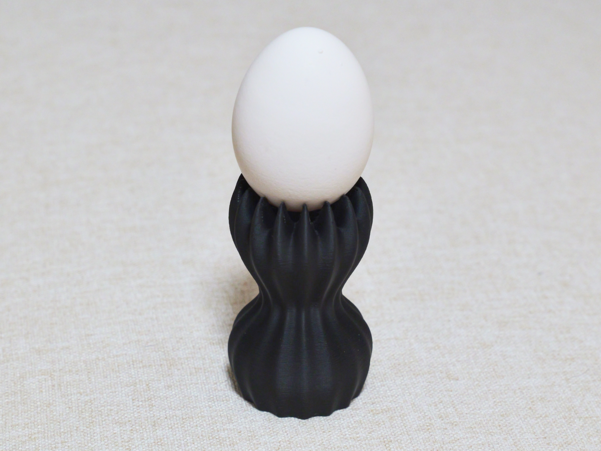 Egg stand