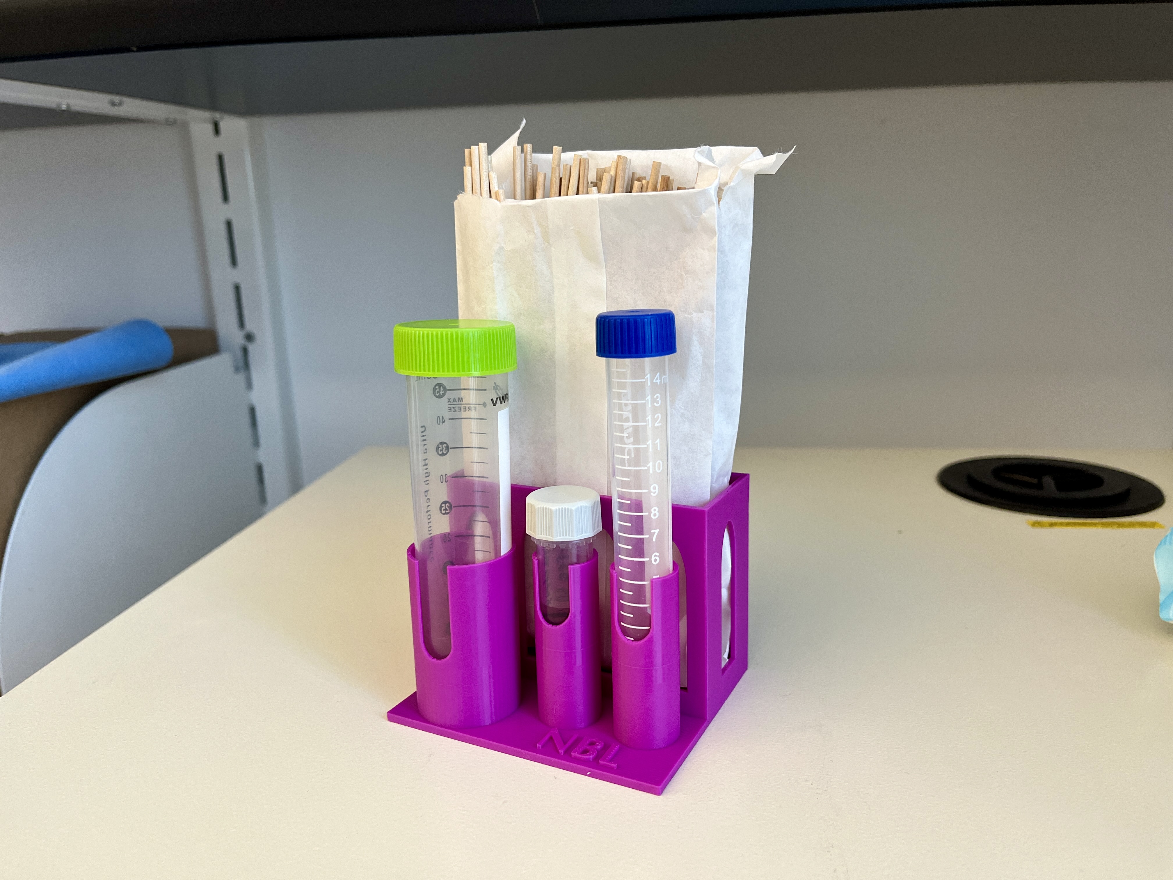 Laboratory cotton swab holder