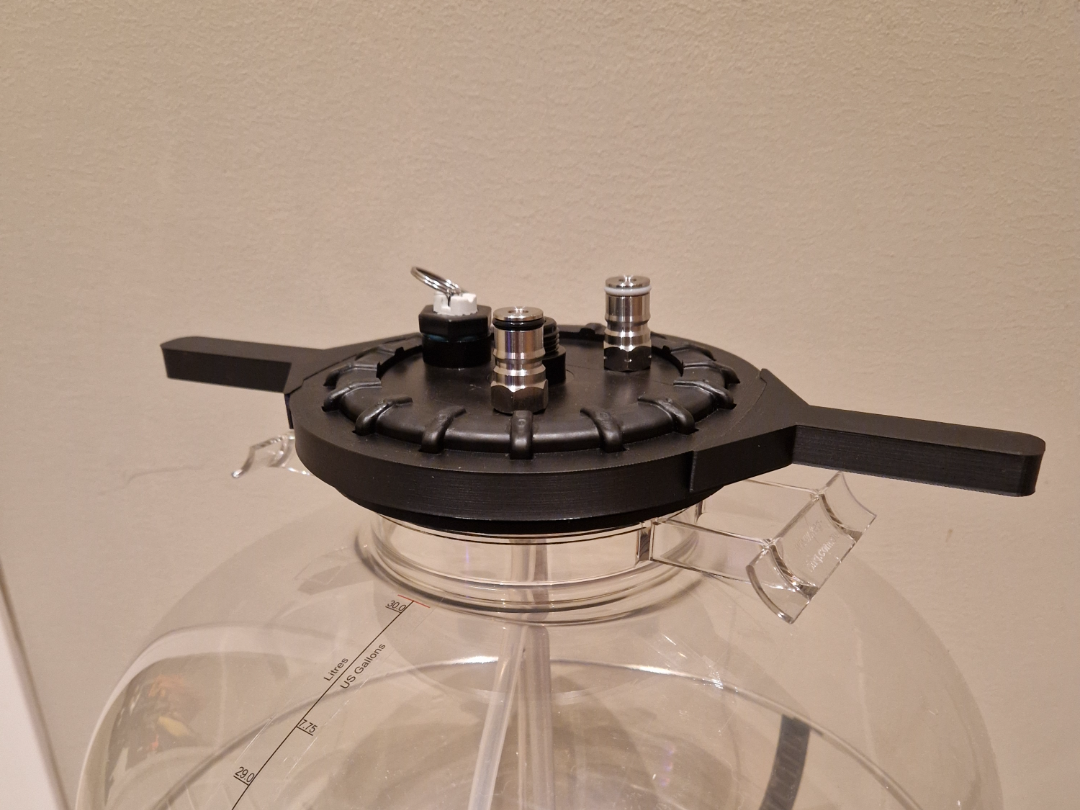 Apollo Pressure Fermenter Lid  handle