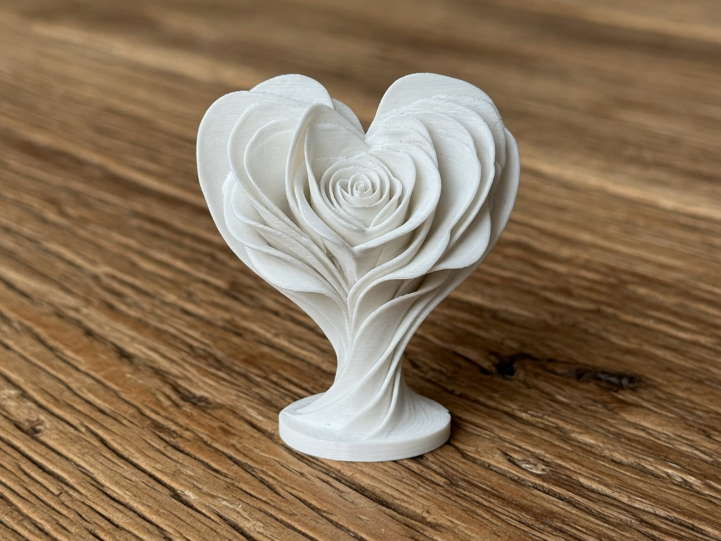 Swirl Rose Heart Sculpture | Mothersday