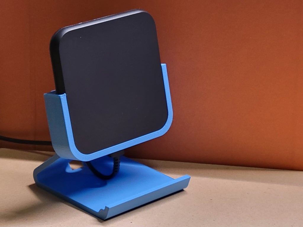 Samsung Wireless Charger Stand (EP-P1300)