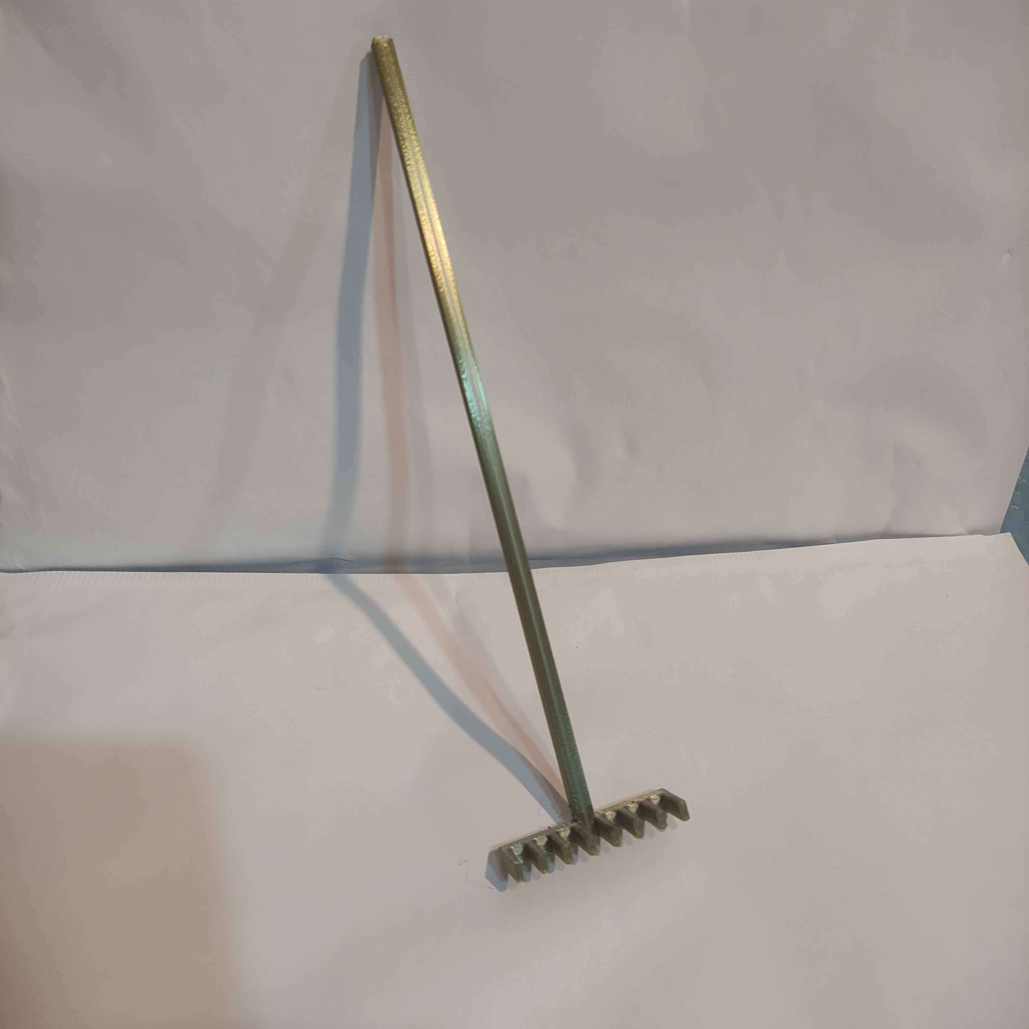 Simple Back Scratcher/Small Rake-no support needed