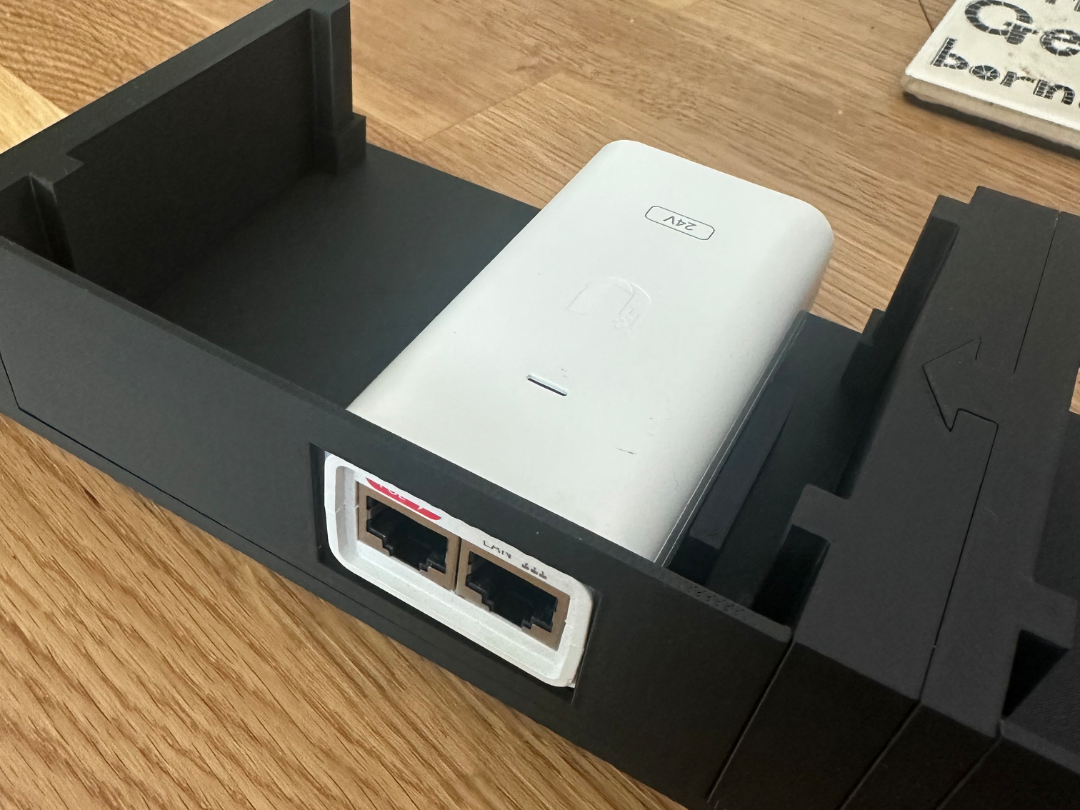 RackMod 1U UniFi PoE Adapter (POE-24-12W-G-WH)