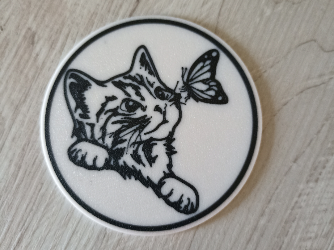 Dessous de verre chat et papillon
