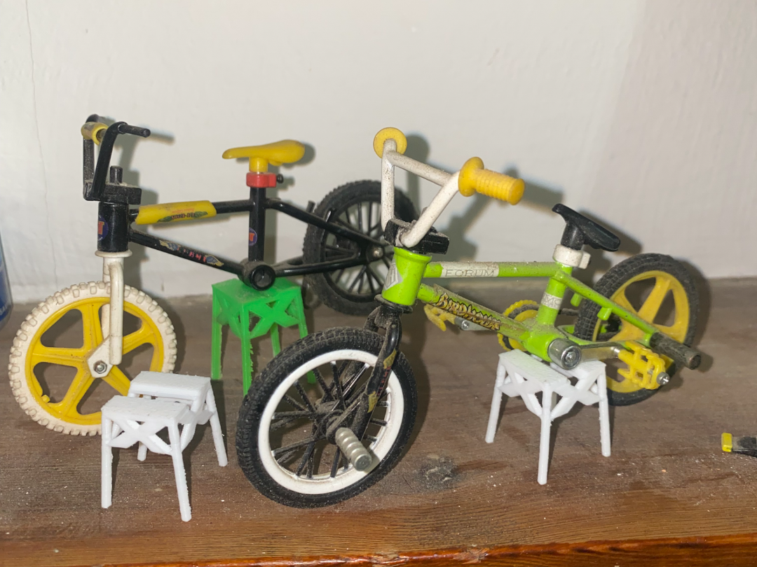 Finger BMX Stand Motocross Toy Bike Display holder