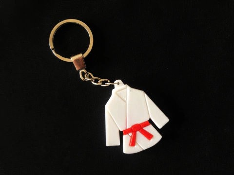Dobok Gi Uniforme con Cinturón para llavero