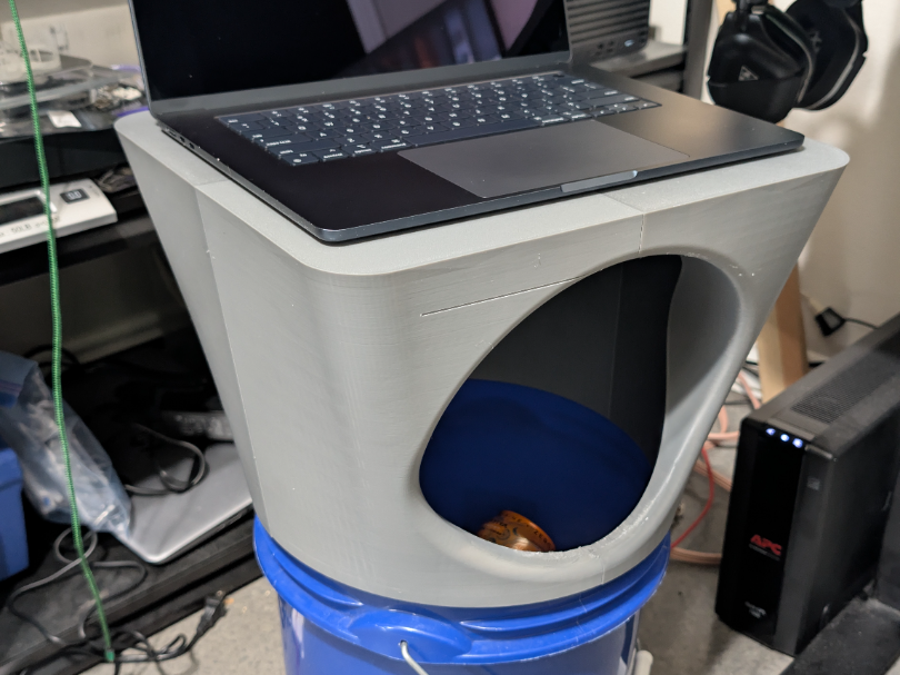 Lowes Bucket Desk – 5 Gallon Laptop Work Surface