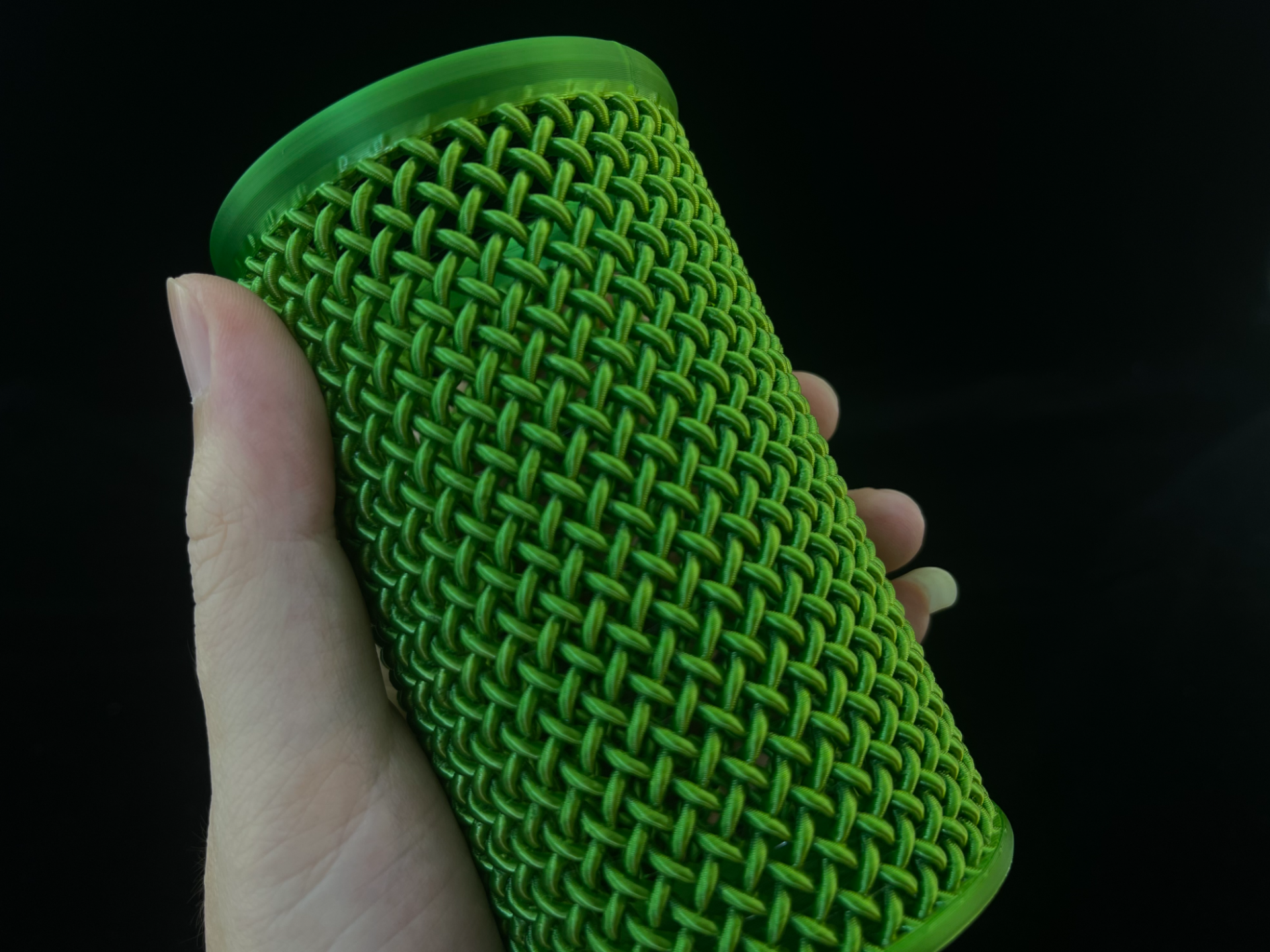 Woven pen container 编织笔筒