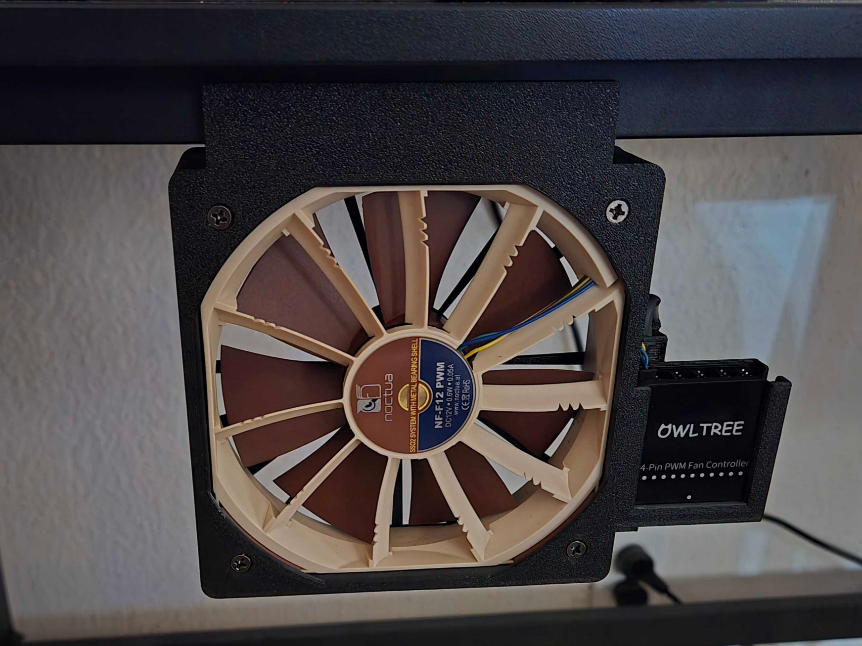 120mm Fan and Hub Housing
