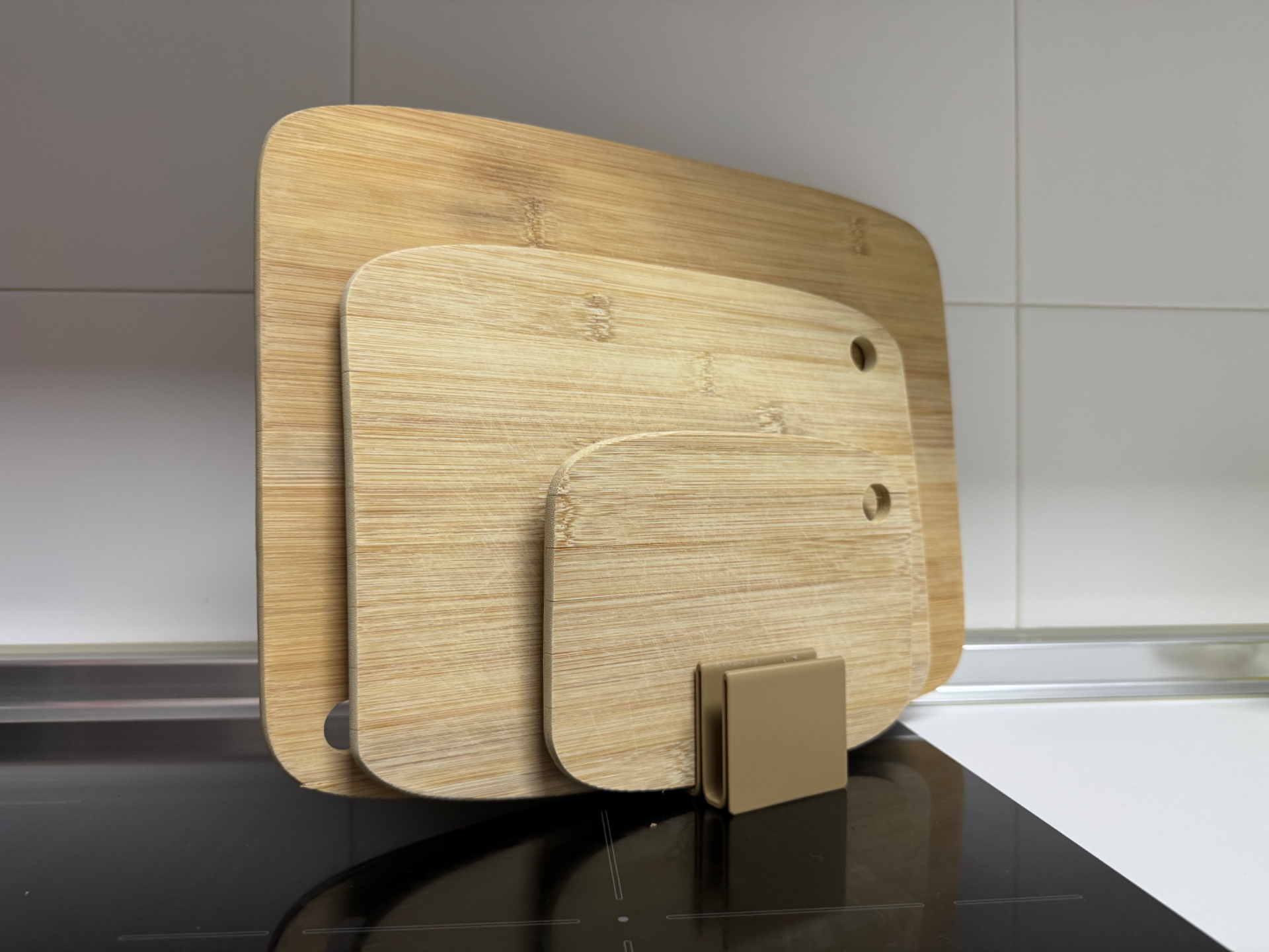 sujeta maderas para la cocina