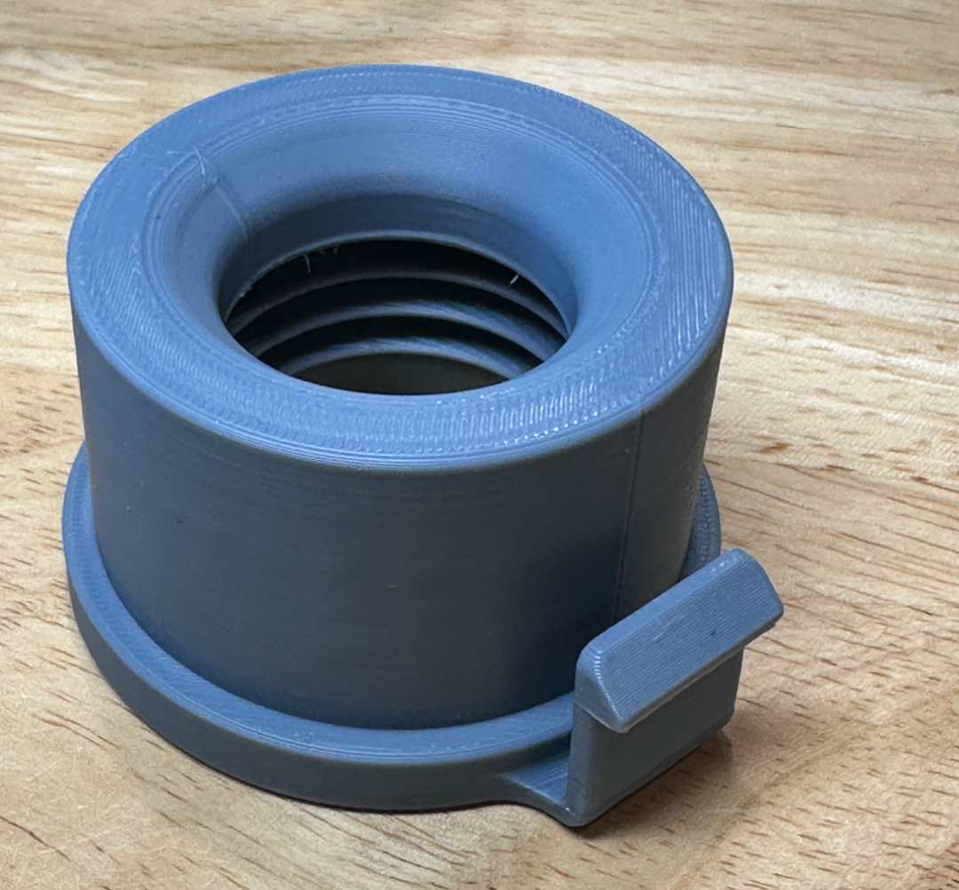 Adapter Dewalt 6 gal ShopVac to Cen-Tec 1.25" hose