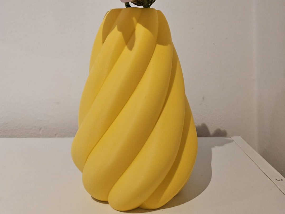 Tiny Twisty Vase