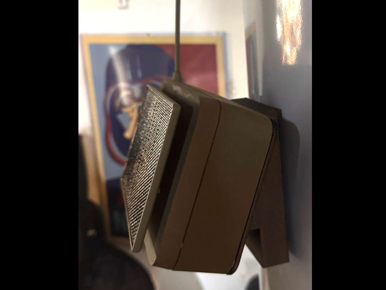 Wismesh solar magnetic mount