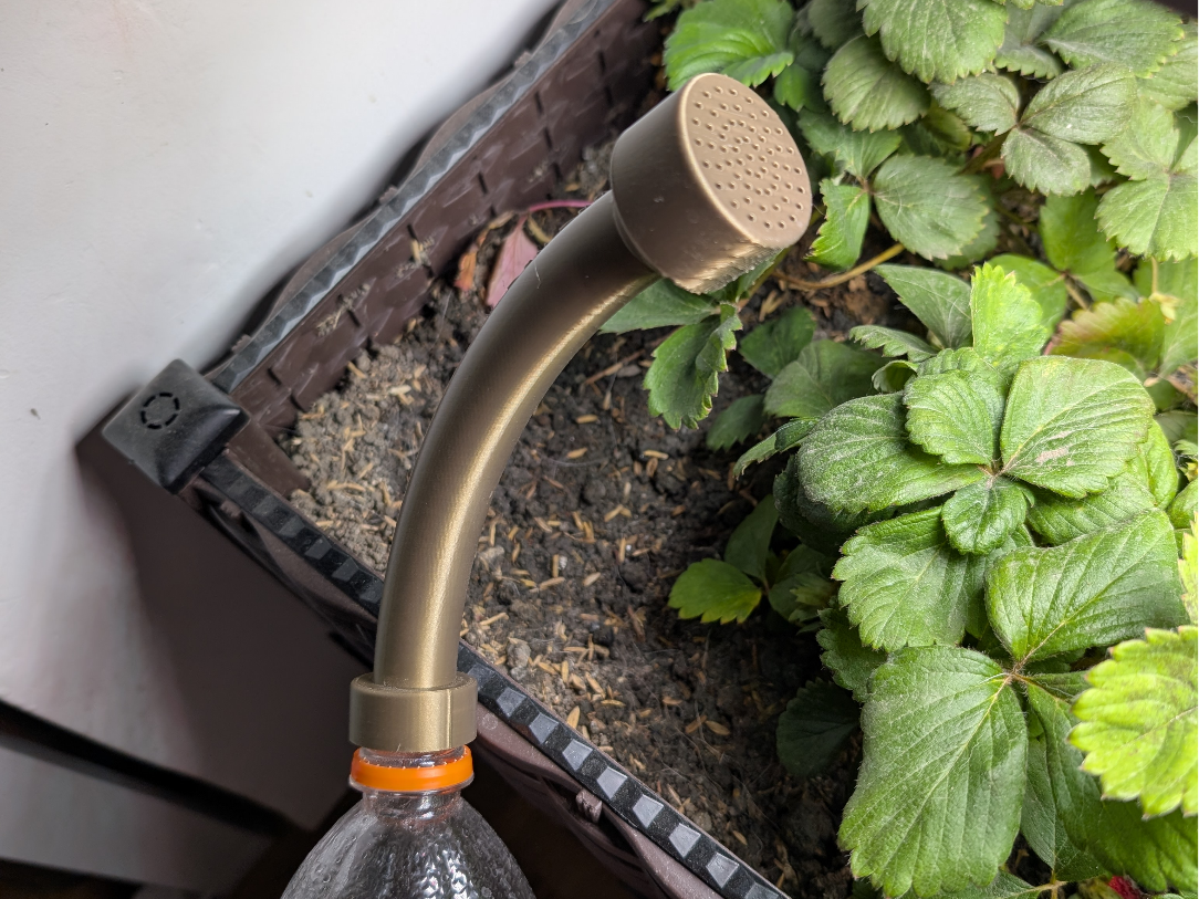 Dew Dad watering spout, for under leaf watering.