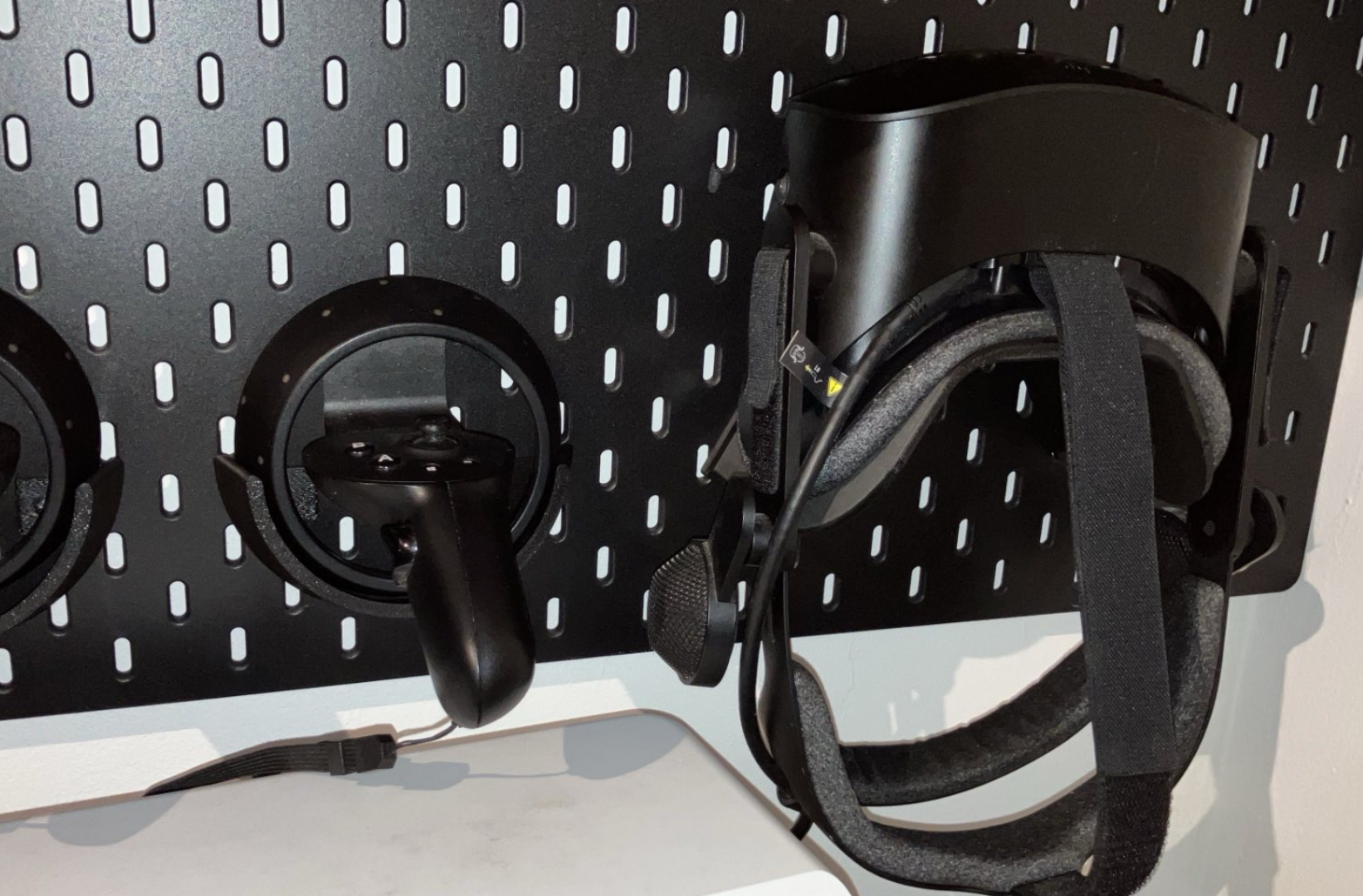 vr headset stand