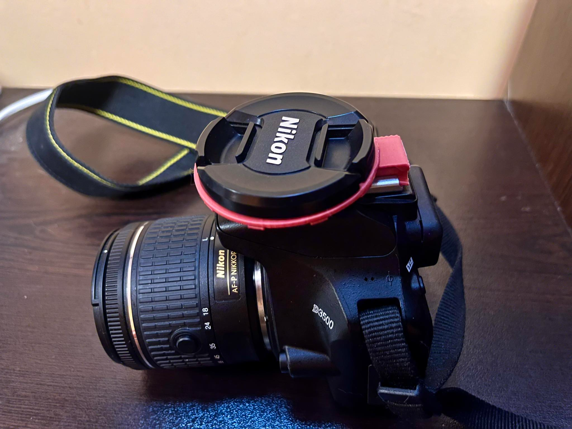 Nikon 55mm lens cap stand