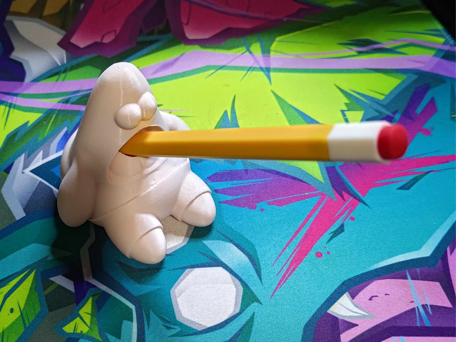 Shook Meme pen holder