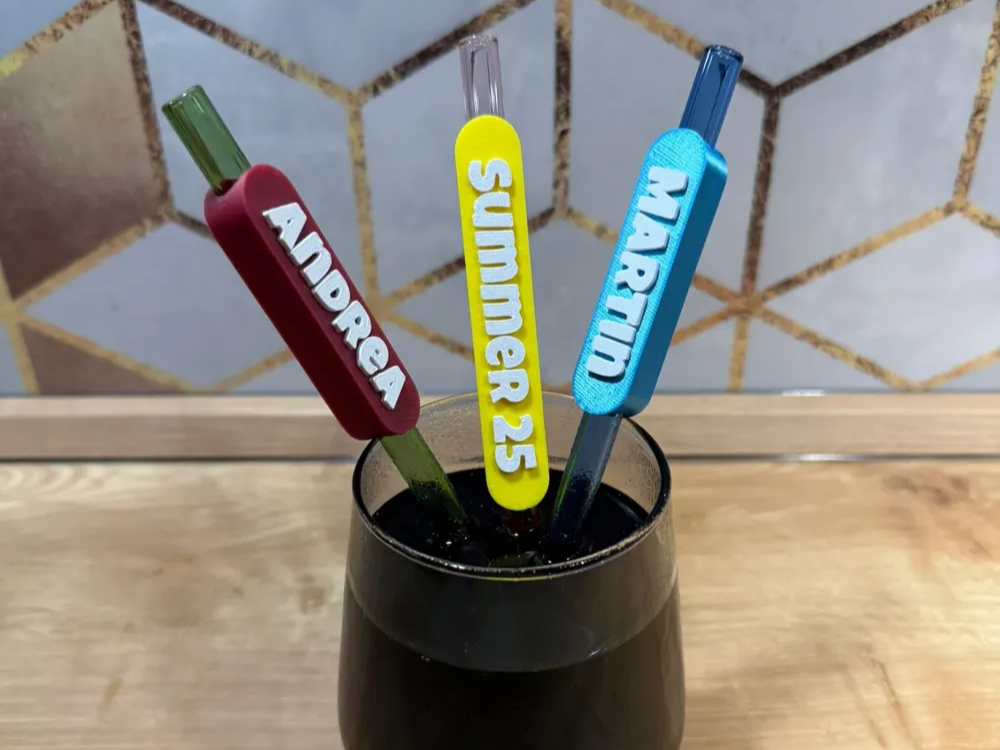 Customizable name tag for straws