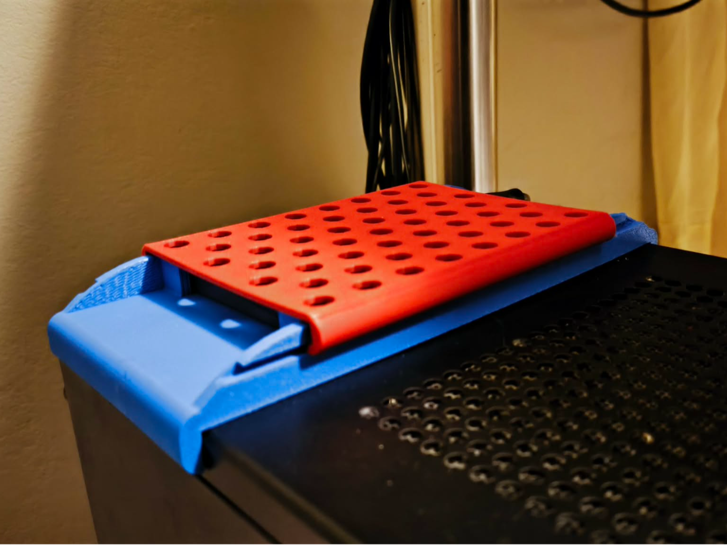 Stand with slider for Hard Drive  (11 x 7,5 x 1cm)