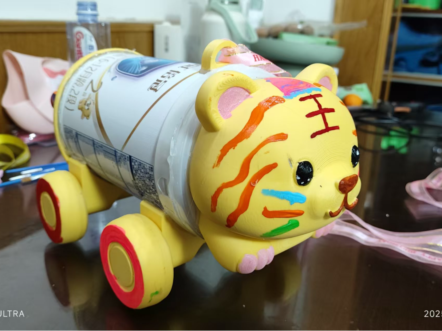 Used milk powder can children's tiger tractor
