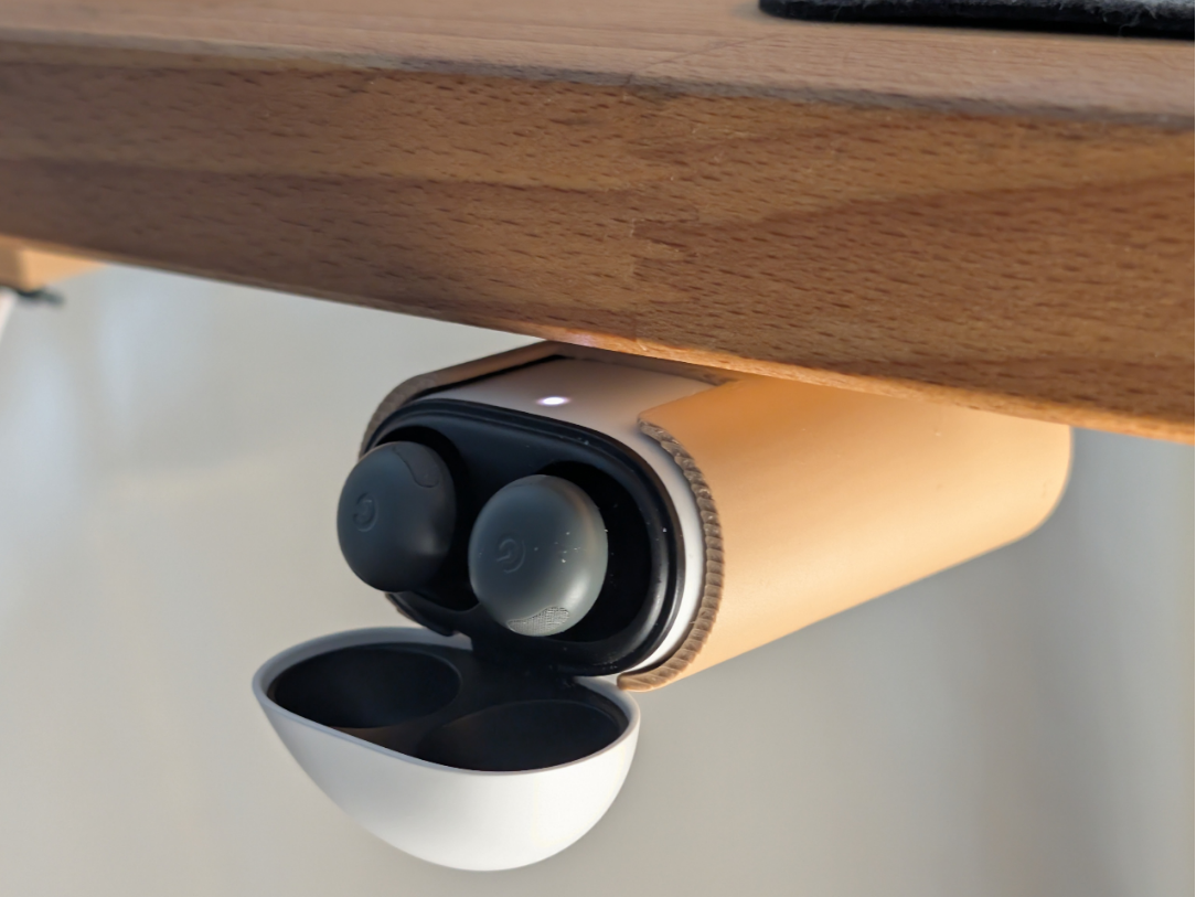 Pixel Buds Pro 2 - Under Desk Charging Dock