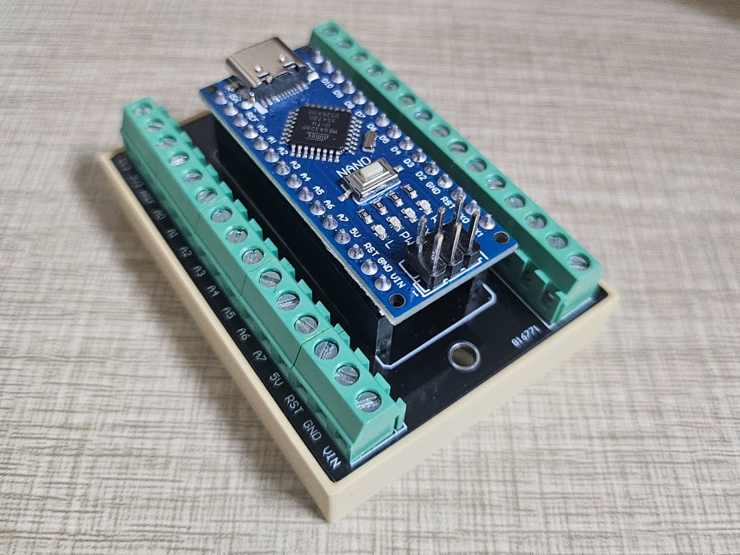 Arduino nano screw shield case
