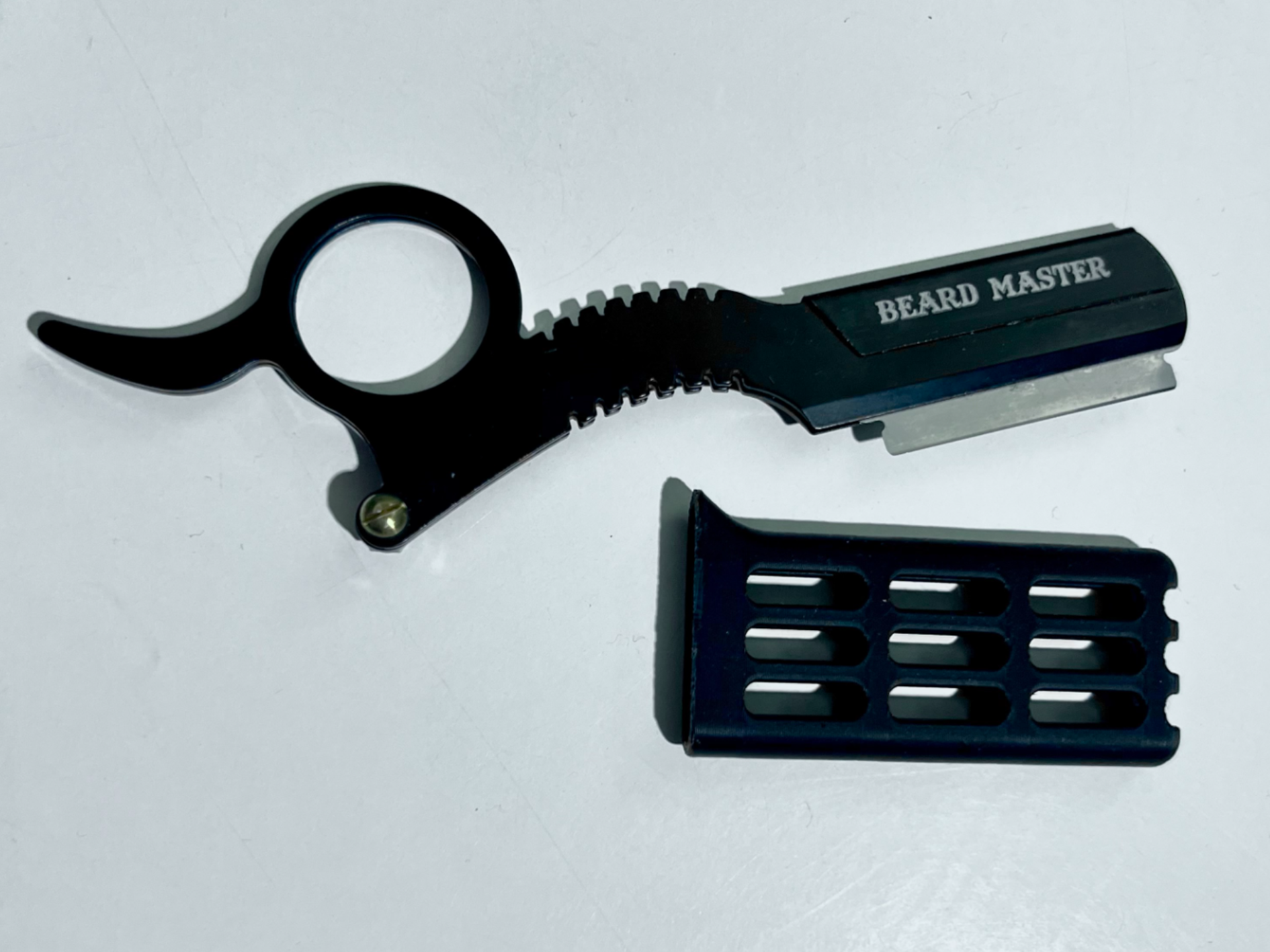 Cap for Beard Master straight razor