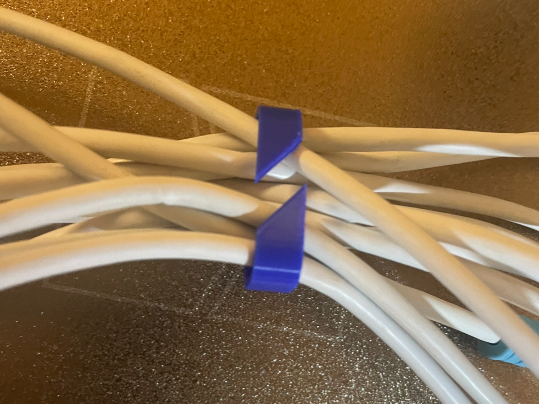 Cable Organizer (ONLY 1 GRAM)